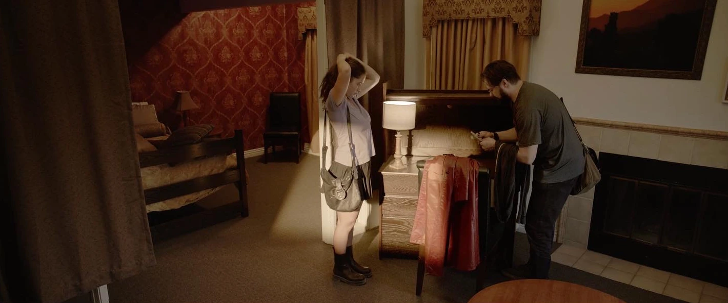 Customer Service film still 4
